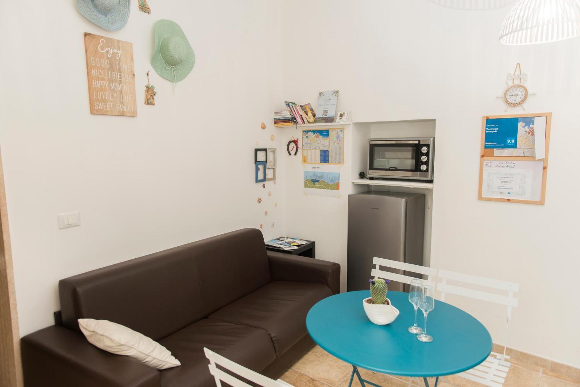 Tiny House Monopoli Apartment Exterior photo
